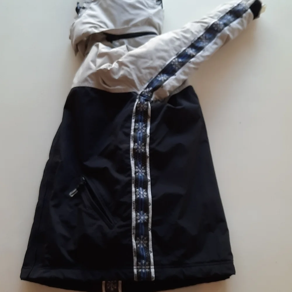 Roxy large snowflake ski snowboard jacket